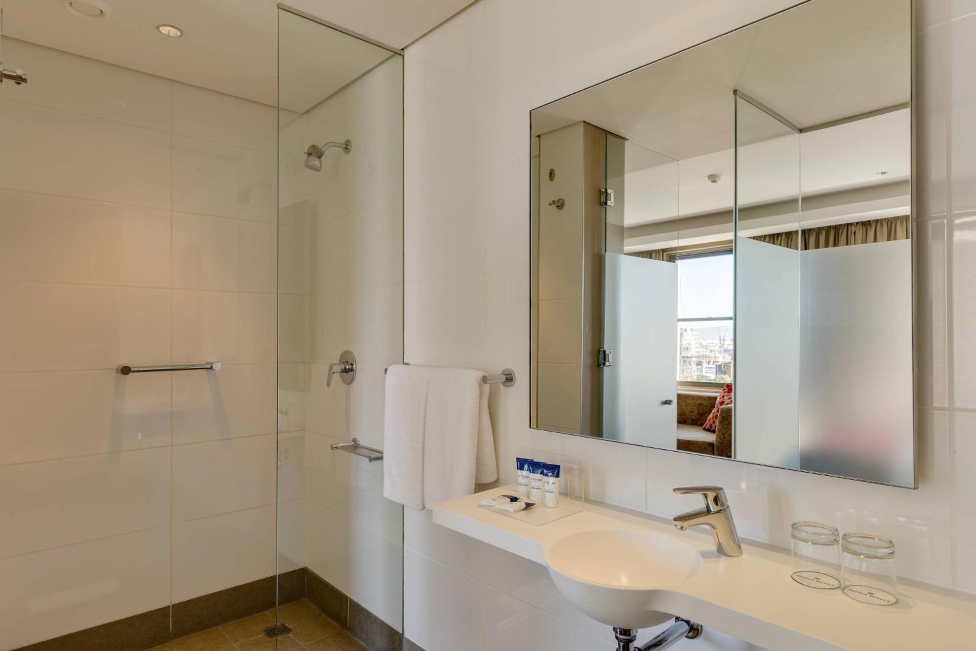 Protea Hotel By Marriott Cape Town Waterfront Breakwater Lodge Zewnętrze zdjęcie
