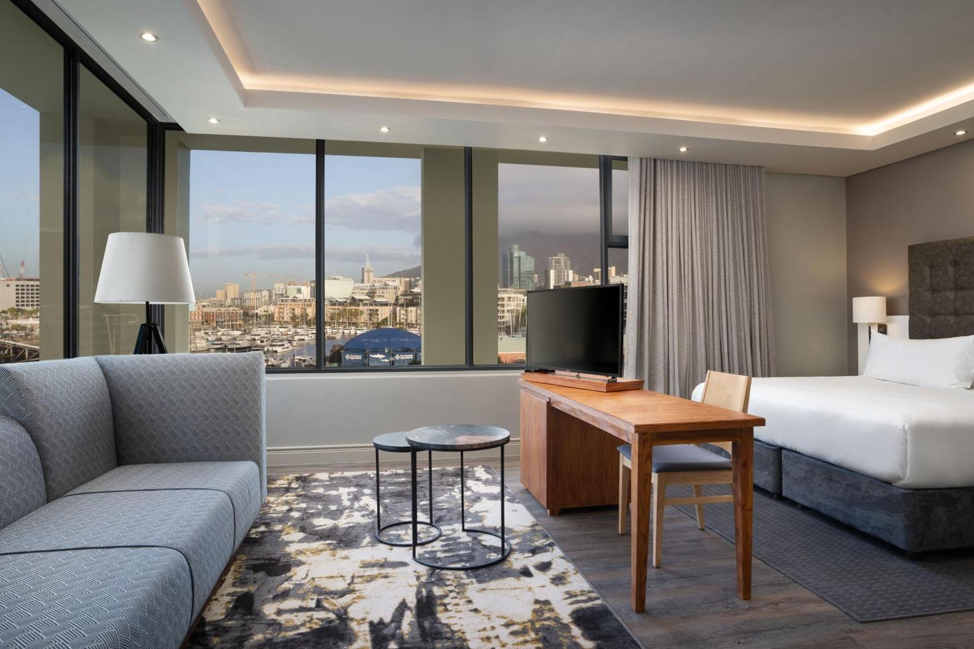 Protea Hotel By Marriott Cape Town Waterfront Breakwater Lodge Zewnętrze zdjęcie