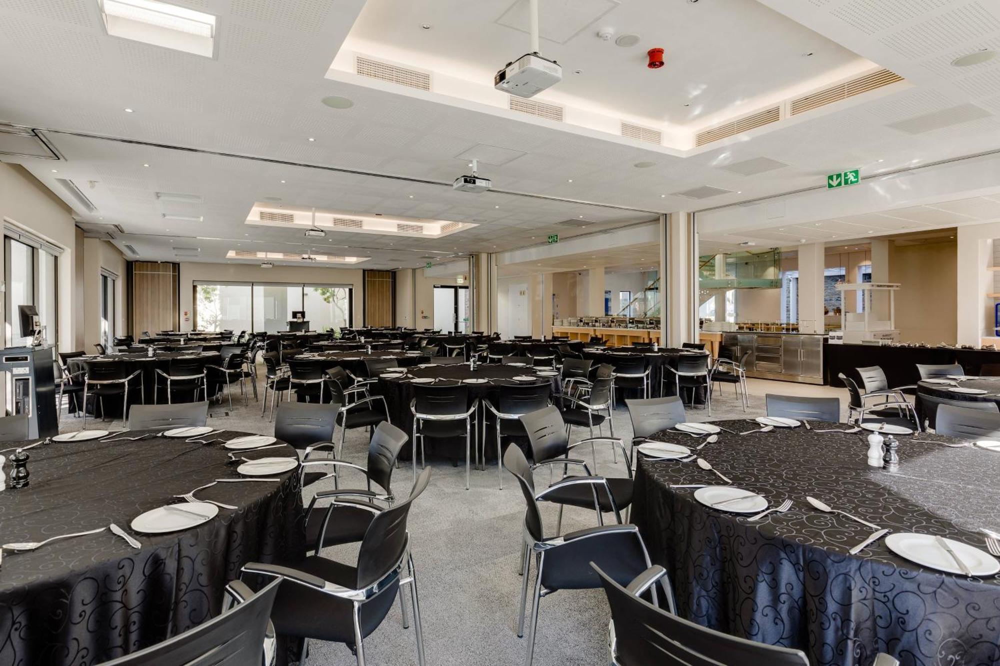 Protea Hotel By Marriott Cape Town Waterfront Breakwater Lodge Zewnętrze zdjęcie