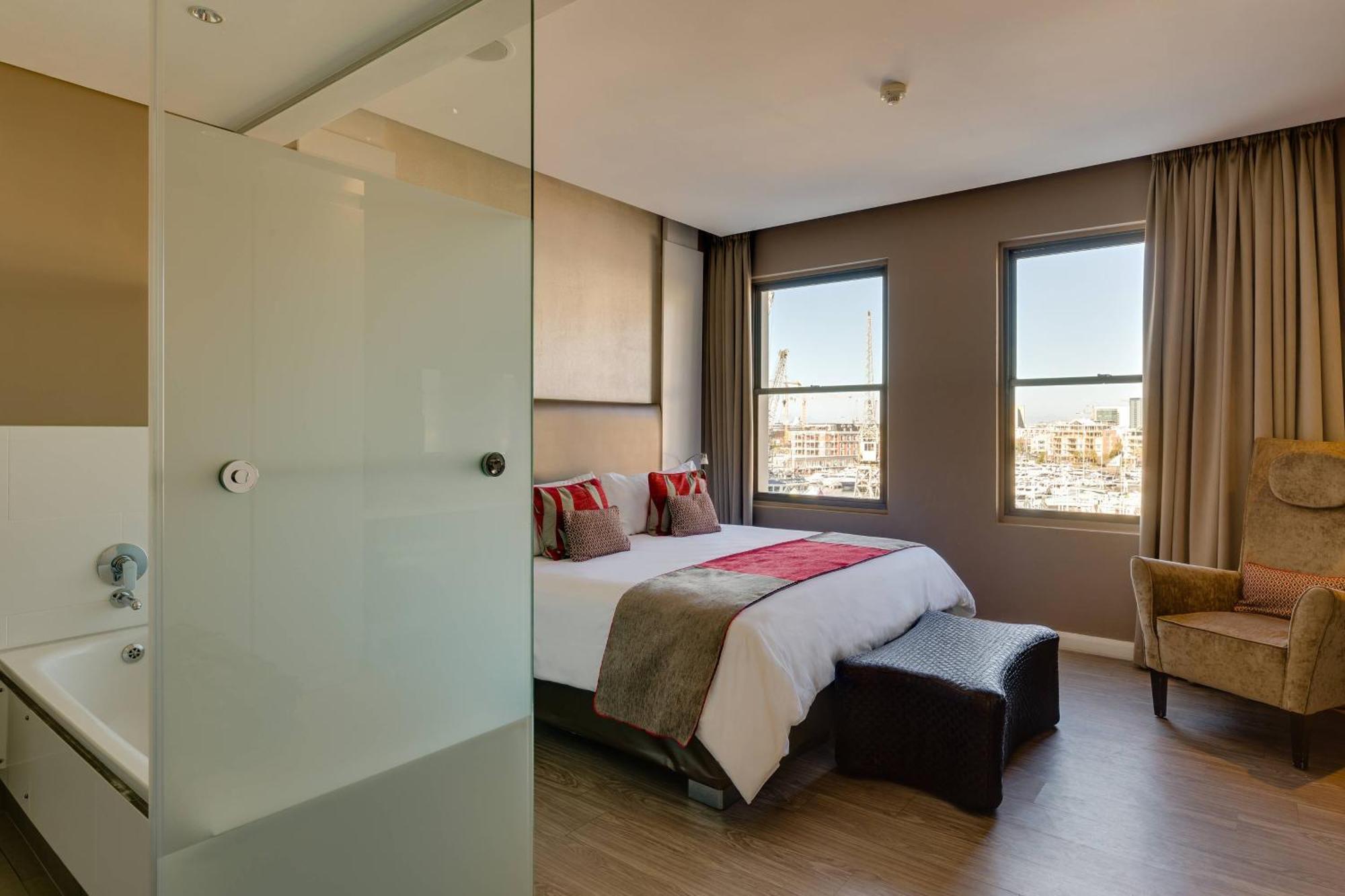 Protea Hotel By Marriott Cape Town Waterfront Breakwater Lodge Zewnętrze zdjęcie